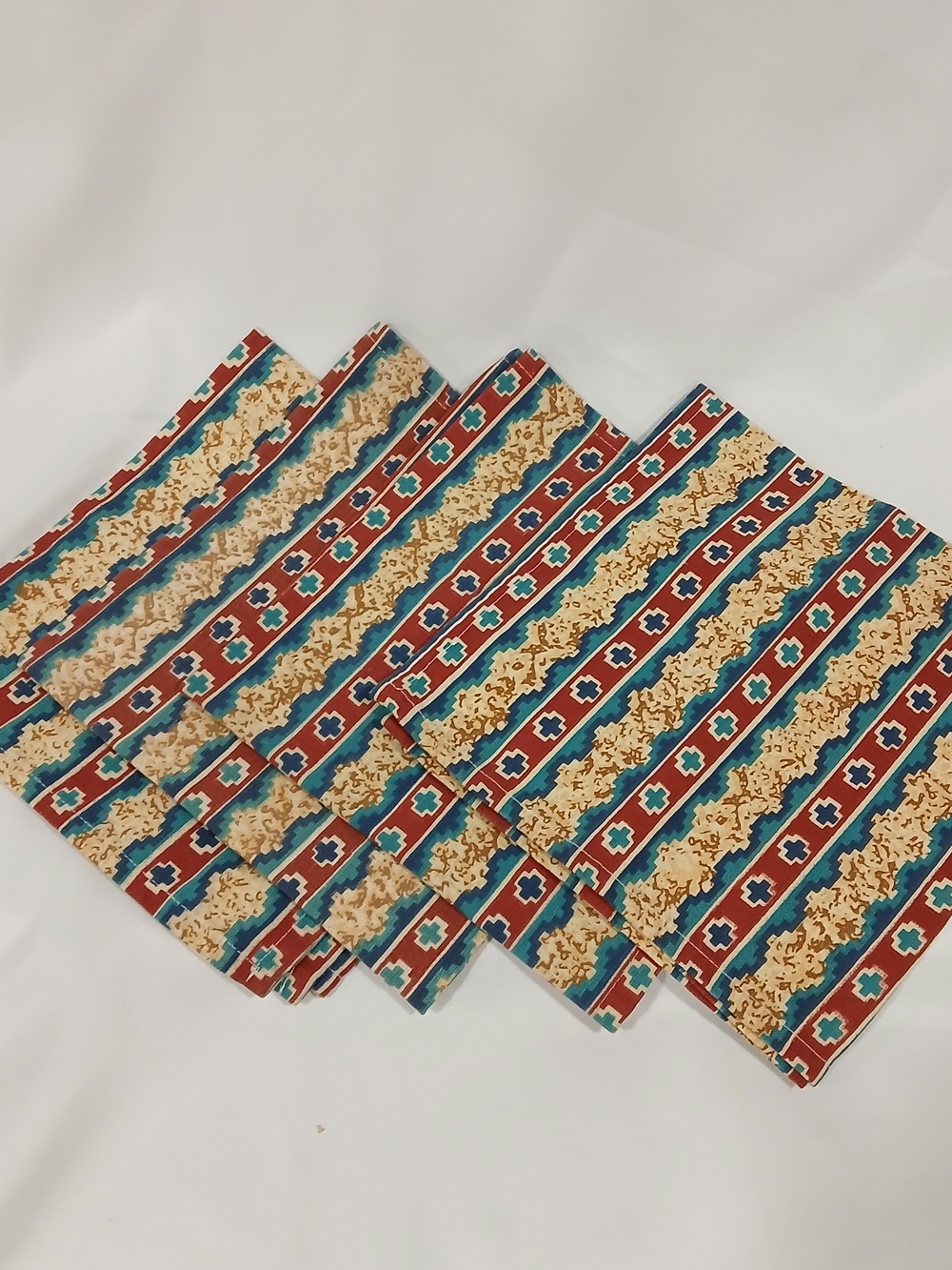 Set of 4 Cloth Napkins Southwestern Design 19.5" x 18.5" EUC
